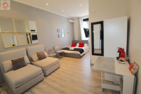 ALC - JJ17S2 - 9 min PALAIS AND BEACHES